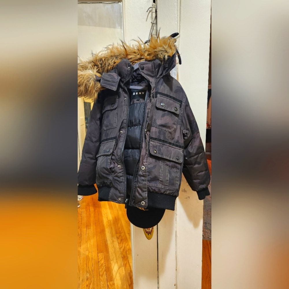 Boys DKNY winter coat sz 7